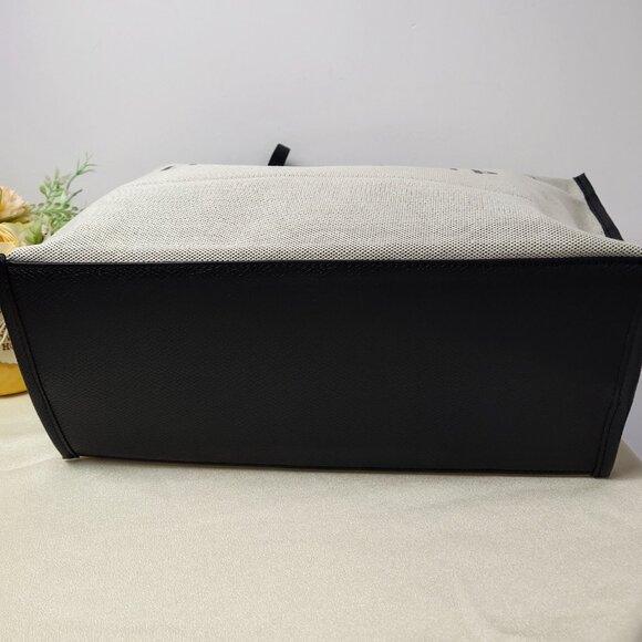 New Longchamp Essential Toile Large Canvas Tote bag - Picture 4 of 9